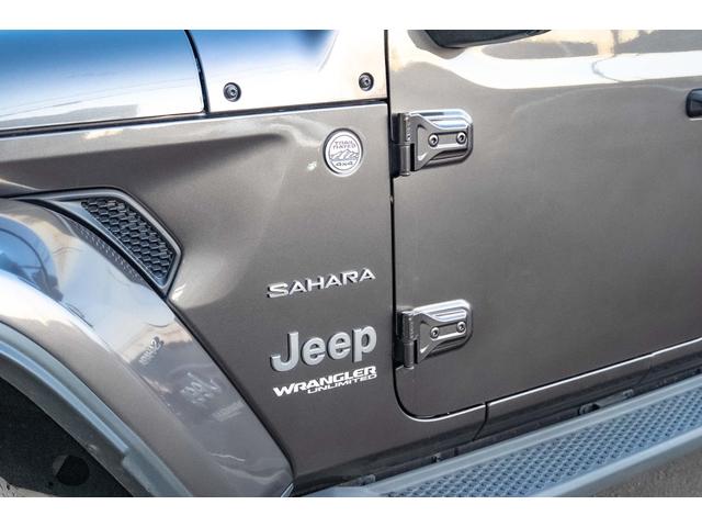 ジープ・ラングラーアンリミテッド サハラ　４ＷＤ　純正ナビ　Ｂカメラ　Ｆカメラ　ＥＴＣ２．０　ドラレコ　フルセグＴＶ　純正アルパインサブウーハー　本革シート　ミラーヒーター　ＢＳＭ　クルコン　携帯ホルダー　純正１８インチＡＷ（29枚目）