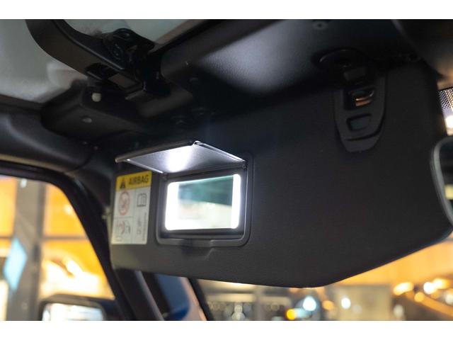 ジープ・ラングラーアンリミテッド サハラ　４ＷＤ　純正ナビ　Ｂカメラ　Ｆカメラ　ＥＴＣ２．０　ドラレコ　フルセグＴＶ　純正アルパインサブウーハー　本革シート　ミラーヒーター　ＢＳＭ　クルコン　携帯ホルダー　純正１８インチＡＷ（59枚目）