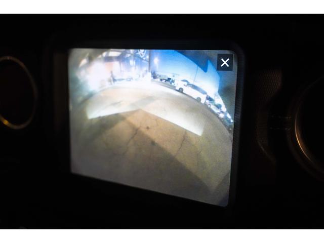 ジープ・ラングラーアンリミテッド サハラ　４ＷＤ　純正ナビ　Ｂカメラ　Ｆカメラ　ＥＴＣ２．０　ドラレコ　フルセグＴＶ　純正アルパインサブウーハー　本革シート　ミラーヒーター　ＢＳＭ　クルコン　携帯ホルダー　純正１８インチＡＷ（62枚目）