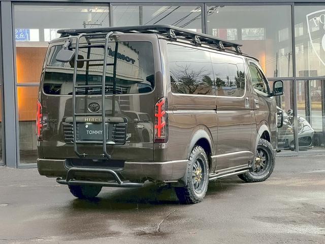 ハイエースバン ロングスーパーGL 全塗装 社外フローティングナビ 社外Dインナーミラー Bカメ ルーフキャリア ラダー ETC フロント・リア パイプバンパー サイドパイプステップ 金属フロア 社外16インチAW フュエールキャップ(2枚目)