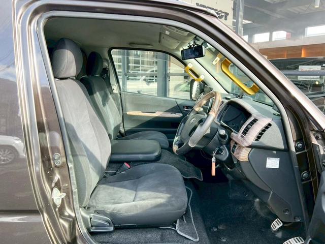 ハイエースバン ロングスーパーGL 全塗装 社外フローティングナビ 社外Dインナーミラー Bカメ ルーフキャリア ラダー ETC フロント・リア パイプバンパー サイドパイプステップ 金属フロア 社外16インチAW フュエールキャップ(36枚目)