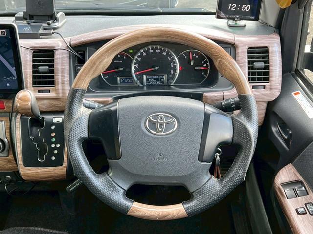 ハイエースバン ロングスーパーGL 全塗装 社外フローティングナビ 社外Dインナーミラー Bカメ ルーフキャリア ラダー ETC フロント・リア パイプバンパー サイドパイプステップ 金属フロア 社外16インチAW フュエールキャップ(39枚目)