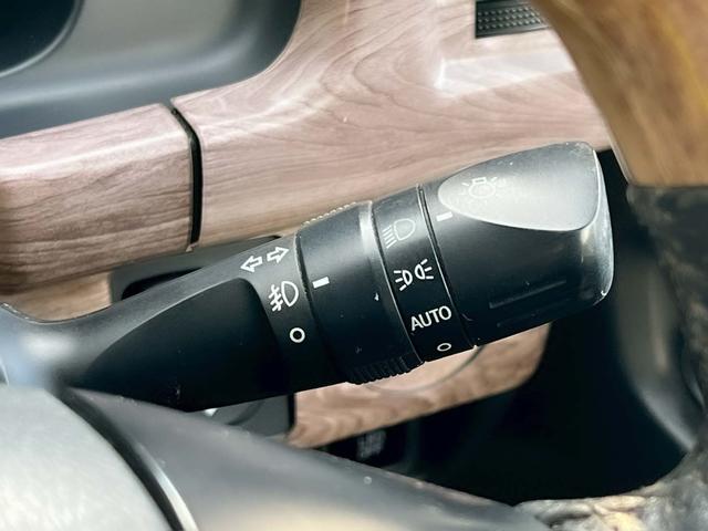 ハイエースバン ロングスーパーGL 全塗装 社外フローティングナビ 社外Dインナーミラー Bカメ ルーフキャリア ラダー ETC フロント・リア パイプバンパー サイドパイプステップ 金属フロア 社外16インチAW フュエールキャップ(41枚目)