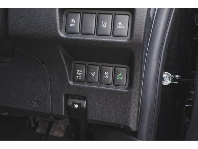 デリカＤ：５ シャモニー　４ＷＤ　イーアシスト　マルチアラウンドＭ　特別仕様車　電動サイドステップ　撥水シート　アダプティブクルーズコントロール　寒冷地仕様（5枚目）