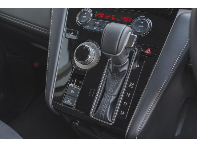 デリカＤ：５ シャモニー　４ＷＤ　イーアシスト　マルチアラウンドＭ　特別仕様車　電動サイドステップ　撥水シート　アダプティブクルーズコントロール　寒冷地仕様（6枚目）