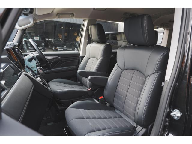 デリカＤ：５ シャモニー　４ＷＤ　イーアシスト　マルチアラウンドＭ　特別仕様車　電動サイドステップ　撥水シート　アダプティブクルーズコントロール　寒冷地仕様（9枚目）