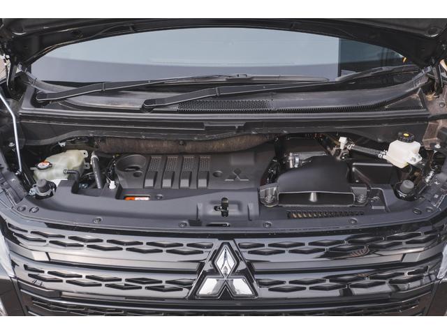 デリカＤ：５ シャモニー　４ＷＤ　イーアシスト　マルチアラウンドＭ　特別仕様車　電動サイドステップ　撥水シート　アダプティブクルーズコントロール　寒冷地仕様（17枚目）