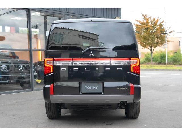 デリカＤ：５ シャモニー　４ＷＤ　イーアシスト　マルチアラウンドＭ　特別仕様車　電動サイドステップ　撥水シート　アダプティブクルーズコントロール　寒冷地仕様（19枚目）