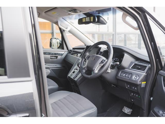 デリカＤ：５ シャモニー　４ＷＤ　イーアシスト　マルチアラウンドＭ　特別仕様車　電動サイドステップ　撥水シート　アダプティブクルーズコントロール　寒冷地仕様（26枚目）