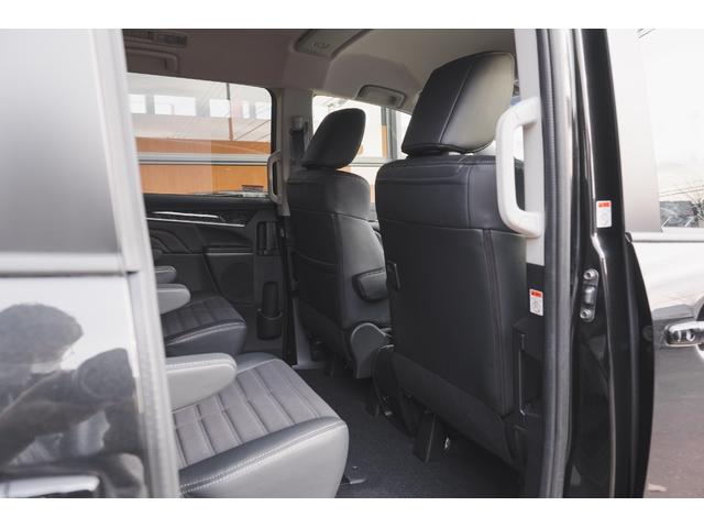 デリカＤ：５ シャモニー　４ＷＤ　イーアシスト　マルチアラウンドＭ　特別仕様車　電動サイドステップ　撥水シート　アダプティブクルーズコントロール　寒冷地仕様（28枚目）