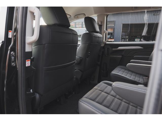 デリカＤ：５ シャモニー　４ＷＤ　イーアシスト　マルチアラウンドＭ　特別仕様車　電動サイドステップ　撥水シート　アダプティブクルーズコントロール　寒冷地仕様（33枚目）