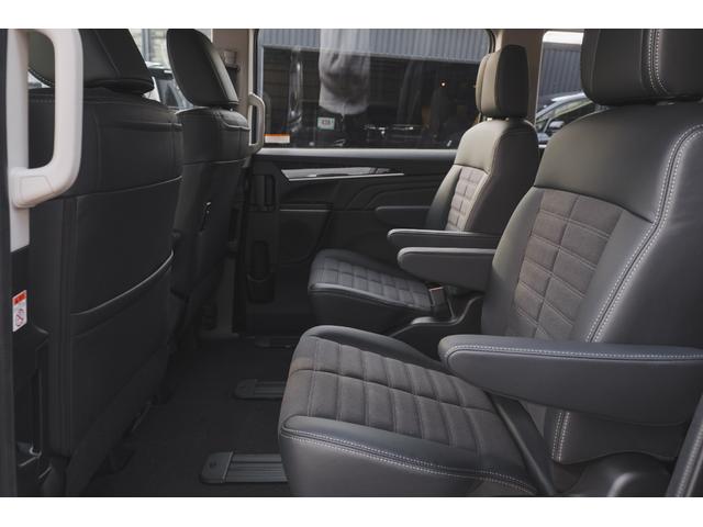 デリカＤ：５ シャモニー　４ＷＤ　イーアシスト　マルチアラウンドＭ　特別仕様車　電動サイドステップ　撥水シート　アダプティブクルーズコントロール　寒冷地仕様（34枚目）