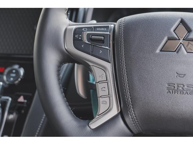 デリカＤ：５ シャモニー　４ＷＤ　イーアシスト　マルチアラウンドＭ　特別仕様車　電動サイドステップ　撥水シート　アダプティブクルーズコントロール　寒冷地仕様（35枚目）