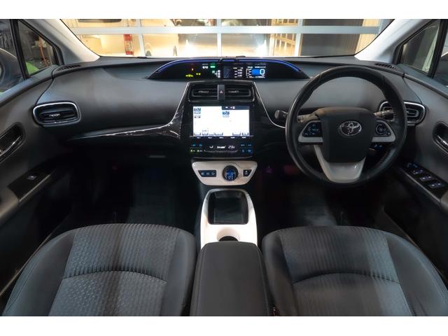 プリウス A 1.8A E-Four 4WD ドラレコ ETC Bカメ サンルーフ フルセグTV HUD BSM 純正ナビ 1500W電源 Aハイビーム 車線逸脱防止 衝突安全装置(3枚目)