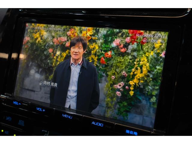 プリウス A 1.8A E-Four 4WD ドラレコ ETC Bカメ サンルーフ フルセグTV HUD BSM 純正ナビ 1500W電源 Aハイビーム 車線逸脱防止 衝突安全装置(9枚目)