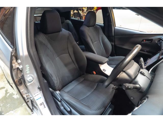 プリウス A 1.8A E-Four 4WD ドラレコ ETC Bカメ サンルーフ フルセグTV HUD BSM 純正ナビ 1500W電源 Aハイビーム 車線逸脱防止 衝突安全装置(11枚目)