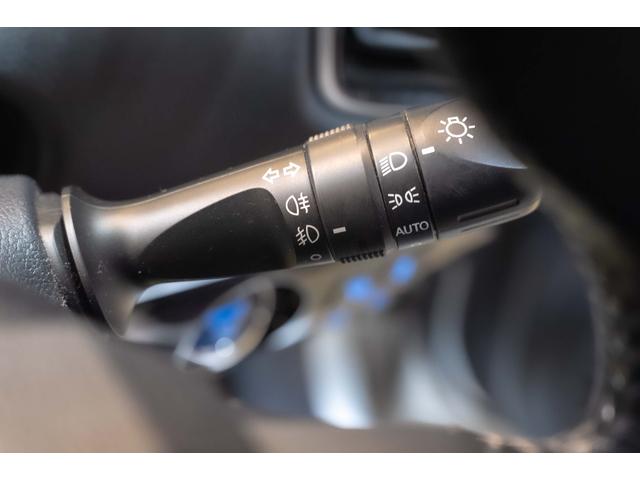 プリウス A 1.8A E-Four 4WD ドラレコ ETC Bカメ サンルーフ フルセグTV HUD BSM 純正ナビ 1500W電源 Aハイビーム 車線逸脱防止 衝突安全装置(47枚目)