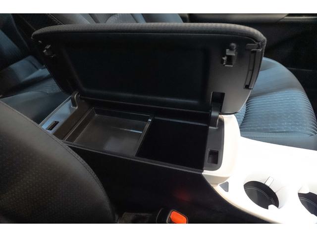 プリウス A 1.8A E-Four 4WD ドラレコ ETC Bカメ サンルーフ フルセグTV HUD BSM 純正ナビ 1500W電源 Aハイビーム 車線逸脱防止 衝突安全装置(52枚目)