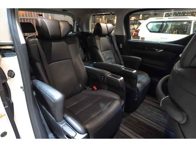 ヴェルファイアハイブリッド ＺＲ　Ｇエディション　モデリスタ　Ｂカメ　寒冷地仕様　純正ナビ　ＥＴＣ　後席フィリップダウンモニター　エンスタ　横滑り防止　電動シート　追従クルコン　１００Ｖ１５００Ｗ電源　シートＨ　純正１８ＡＷ　　両側電動スライドドア（13枚目）