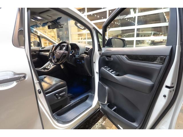 ヴェルファイアハイブリッド ＺＲ　Ｇエディション　モデリスタ　Ｂカメ　寒冷地仕様　純正ナビ　ＥＴＣ　後席フィリップダウンモニター　エンスタ　横滑り防止　電動シート　追従クルコン　１００Ｖ１５００Ｗ電源　シートＨ　純正１８ＡＷ　　両側電動スライドドア（29枚目）