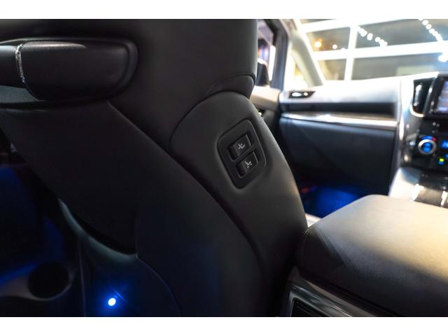 ヴェルファイアハイブリッド ＺＲ　Ｇエディション　モデリスタ　Ｂカメ　寒冷地仕様　純正ナビ　ＥＴＣ　後席フィリップダウンモニター　エンスタ　横滑り防止　電動シート　追従クルコン　１００Ｖ１５００Ｗ電源　シートＨ　純正１８ＡＷ　　両側電動スライドドア（44枚目）