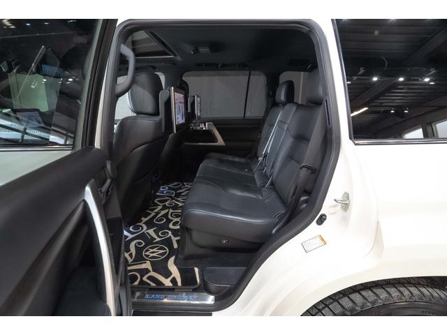 ランドクルーザー ＺＸ　４ＷＤ　ＷＡＬＤフルエアロ　２２ＡＷ　ブレーキシステム　マフラー　ムーンルーフ　Ｇｒｇｏセキュリティ　全周囲カメ　ＥＴＣ　純正ナビ　Ｄミラー　ドラレコ　　電動シート　社外レーダー　後席モニター（51枚目）