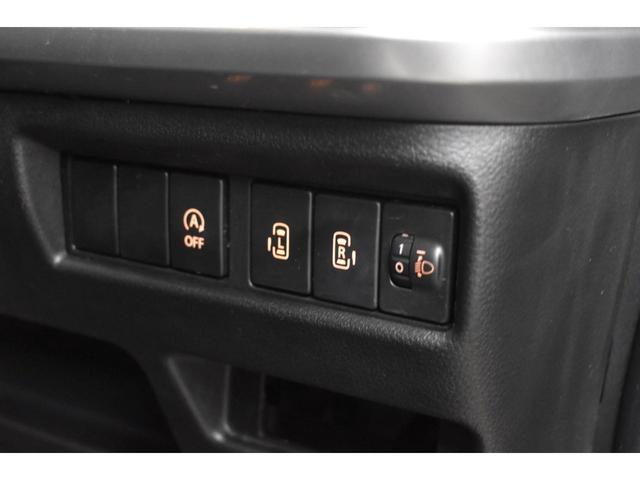 ハイブリッドX 社外ナビ フルセグTV シートヒーター 両側パワースライド 衝突軽減ブレーキ クリアランスソナー アイドリングストップ レーンキープアシスト オートライト(18枚目)