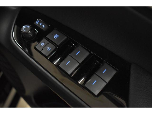 Sツーリングセレクション 4WD 寒冷地仕様 AC100V トヨタセーフティセンス 純正キー一体型エンジンスターター 純正9インチナビ Bカメラ フルセグTV シートヒーター 本革シート LEDライト プリクラッシュセーフティ(17枚目)