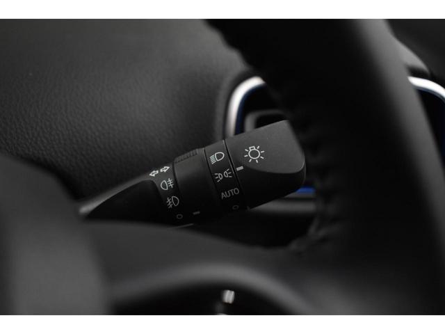 Sツーリングセレクション 4WD 寒冷地仕様 AC100V トヨタセーフティセンス 純正キー一体型エンジンスターター 純正9インチナビ Bカメラ フルセグTV シートヒーター 本革シート LEDライト プリクラッシュセーフティ(25枚目)