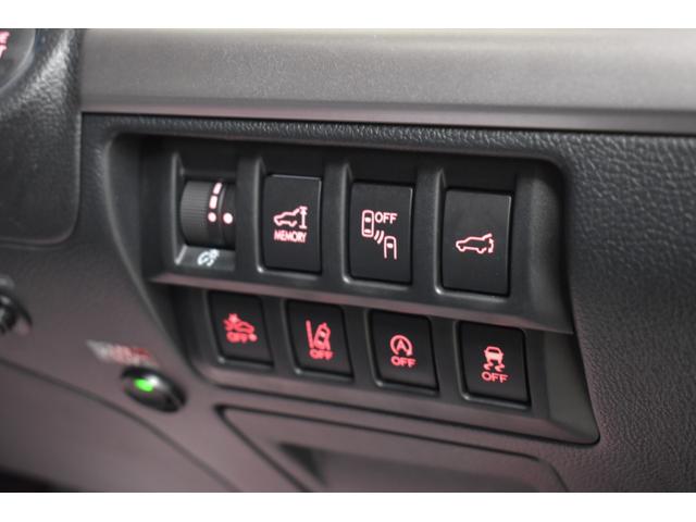 レガシィアウトバック リミテッド　４ＷＤ　アイサイト　サンルーフ　黒革シート　純正ナビ　フルセグＴＶ　バックカメラ　シート・ステアリングヒーター　パワーシート　電動リアゲート　レーダークルーズコントロー　ドライブレコーダー　ＥＴＣ（28枚目）