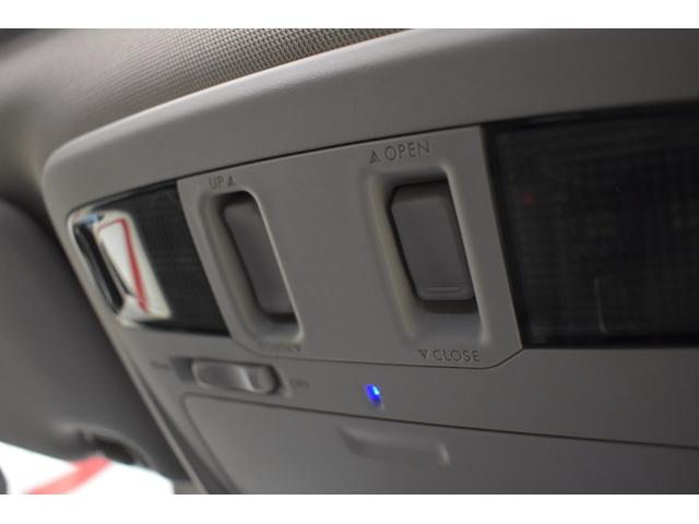 レガシィアウトバック リミテッド　４ＷＤ　アイサイト　サンルーフ　黒革シート　純正ナビ　フルセグＴＶ　バックカメラ　シート・ステアリングヒーター　パワーシート　電動リアゲート　レーダークルーズコントロー　ドライブレコーダー　ＥＴＣ（43枚目）