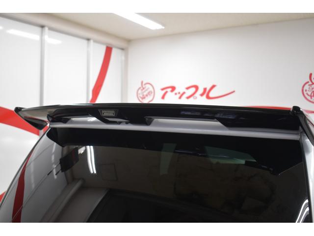 Ｎ－ＯＮＥ プレミアム　ツアラー　４ＷＤ　純正９インチナビ　フルセグＴＶ　Ｂカメラ　ハーフレザー　ＬＥＤヘッドライト　ホンダセンシング　スロットルコントローラー　純正１５インチアルミホイール　ＳＥＥＫＥＲリアウイング　Ｅ／ｇスターター（12枚目）