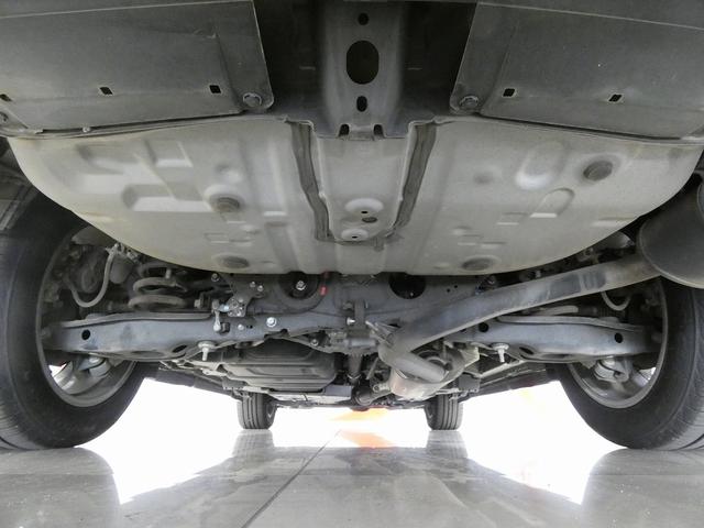 ハリアー プレミアム　４ＷＤ　寒冷地仕様　モデリスタフルエアロ　アルパインナビ　フルセグテレビ　バックカメラ　トヨタセーフティセンス　電動リアゲート　電動シート　ＬＥＤヘッドライト　レーダークルーズコントロール　純正ＡＷ（13枚目）