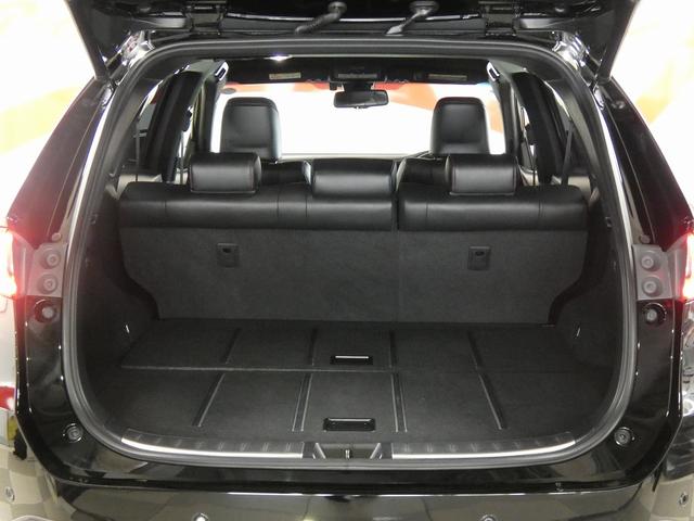 ハリアー プレミアム　４ＷＤ　寒冷地仕様　モデリスタフルエアロ　アルパインナビ　フルセグテレビ　バックカメラ　トヨタセーフティセンス　電動リアゲート　電動シート　ＬＥＤヘッドライト　レーダークルーズコントロール　純正ＡＷ（14枚目）