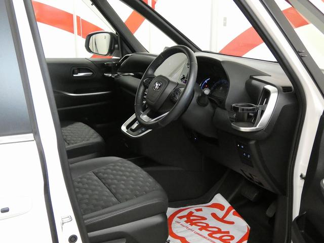 ヴォクシー 　４ＷＤ　純正ディスプレイオーディオ　パノラミックビューモニター　フリップダウンモニター　パワーリアゲート　インナーミラー型ドライブレコーダー　純正アルミホイール　ブラインドスポットモニター　ＥＴＣ（23枚目）