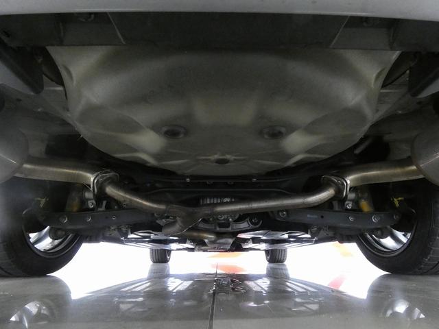 レヴォーグ １．６ＧＴ－Ｓアイサイト　４ＷＤ　ＳＴＩエアロ　社外マフラー　社外アルミホイール　カロッツェリアナビ　フルセグテレビ　ドライブレコーダー　ＥＴＣ　レーダークルーズコントロール　レーンキープアシスト　衝突被害軽減ブレーキ（12枚目）