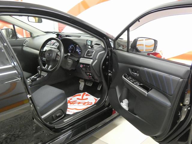 レヴォーグ １．６ＧＴ－Ｓアイサイト　４ＷＤ　ＳＴＩエアロ　社外マフラー　社外アルミホイール　カロッツェリアナビ　フルセグテレビ　ドライブレコーダー　ＥＴＣ　レーダークルーズコントロール　レーンキープアシスト　衝突被害軽減ブレーキ（21枚目）