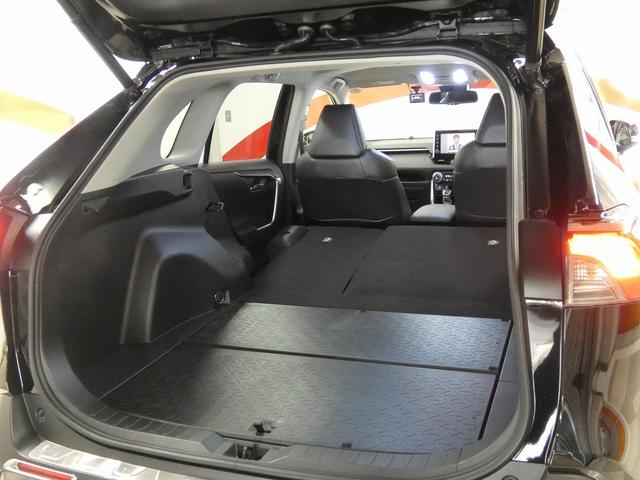 ＲＡＶ４ 　４ＷＤ　モデリスタフルエアロ　純正ディスプレイオーディオ　パノラミックビューモニター　パワーリアゲート　トヨタセーフティセンス　レーダークルーズコントロール　ブラインドスポットモニター　シートヒーター（14枚目）