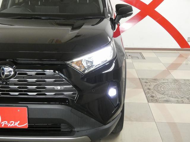 RAV4 G 4WD 寒冷地仕様 純正ディスプレイオーディオ フルセグテレビ パノラミックビューモニター パノラマルーフ パワーリアゲート 純正エンジンスターター ETC ドライブレコーダー トヨタセーフティセンス(7枚目)
