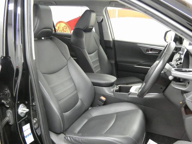 RAV4 G 4WD 寒冷地仕様 純正ディスプレイオーディオ フルセグテレビ パノラミックビューモニター パノラマルーフ パワーリアゲート 純正エンジンスターター ETC ドライブレコーダー トヨタセーフティセンス(26枚目)