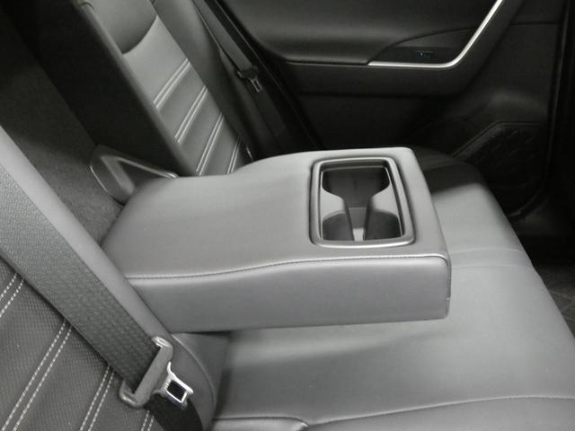 RAV4 G 4WD 寒冷地仕様 純正ディスプレイオーディオ フルセグテレビ パノラミックビューモニター パノラマルーフ パワーリアゲート 純正エンジンスターター ETC ドライブレコーダー トヨタセーフティセンス(28枚目)