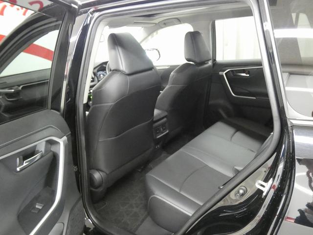RAV4 G 4WD 寒冷地仕様 純正ディスプレイオーディオ フルセグテレビ パノラミックビューモニター パノラマルーフ パワーリアゲート 純正エンジンスターター ETC ドライブレコーダー トヨタセーフティセンス(49枚目)