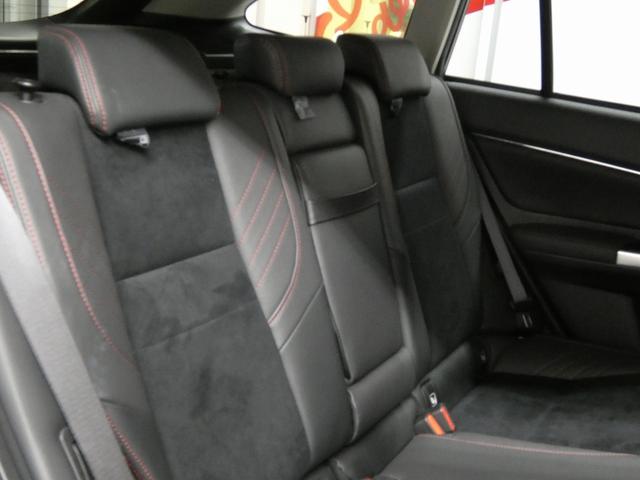 レヴォーグ 1.6STIスポーツアイサイト ブラックセレクション 4WD 純正ナビ フルセグテレビ クリアランスソナー STIフロント・リアスポイラー バックカメラ アイサイト レーダークルーズコントロール 純正アルミホイール シートヒーター デジタルインナーミラー(13枚目)