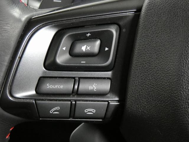 レヴォーグ 1.6STIスポーツアイサイト ブラックセレクション 4WD 純正ナビ フルセグテレビ クリアランスソナー STIフロント・リアスポイラー バックカメラ アイサイト レーダークルーズコントロール 純正アルミホイール シートヒーター デジタルインナーミラー(17枚目)