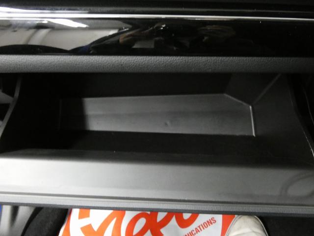 レヴォーグ 1.6STIスポーツアイサイト ブラックセレクション 4WD 純正ナビ フルセグテレビ クリアランスソナー STIフロント・リアスポイラー バックカメラ アイサイト レーダークルーズコントロール 純正アルミホイール シートヒーター デジタルインナーミラー(35枚目)