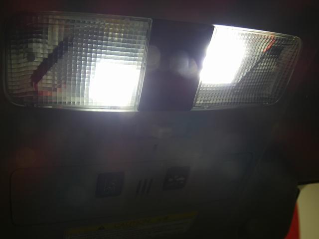 レヴォーグ 1.6STIスポーツアイサイト ブラックセレクション 4WD 純正ナビ フルセグテレビ クリアランスソナー STIフロント・リアスポイラー バックカメラ アイサイト レーダークルーズコントロール 純正アルミホイール シートヒーター デジタルインナーミラー(39枚目)