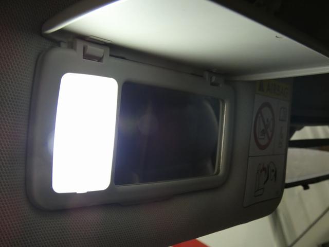 レヴォーグ 1.6STIスポーツアイサイト ブラックセレクション 4WD 純正ナビ フルセグテレビ クリアランスソナー STIフロント・リアスポイラー バックカメラ アイサイト レーダークルーズコントロール 純正アルミホイール シートヒーター デジタルインナーミラー(42枚目)