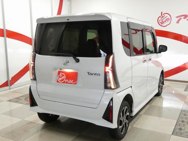 タント 　４ＷＤ　ダイハツ純正ディスプレイオーディオ　キー型エンジンスターター　フルセグテレビ　バックカメラ　両側パワースライドドア　純正アルミホイール　クリアランスソナー　アイドリングストップ　シートヒーター（52枚目）