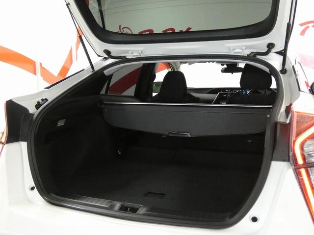 プリウス S 4WD モデリスタエアロ 純正ナビ フルセグテレビ バックカメラ トヨタセーフティセンス プッシュスタート レーダークルーズコントロール 純正アルミホイール プリクラッシュセーフティ(13枚目)