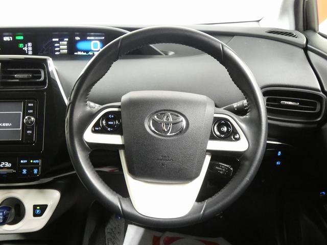 プリウス S 4WD モデリスタエアロ 純正ナビ フルセグテレビ バックカメラ トヨタセーフティセンス プッシュスタート レーダークルーズコントロール 純正アルミホイール プリクラッシュセーフティ(15枚目)